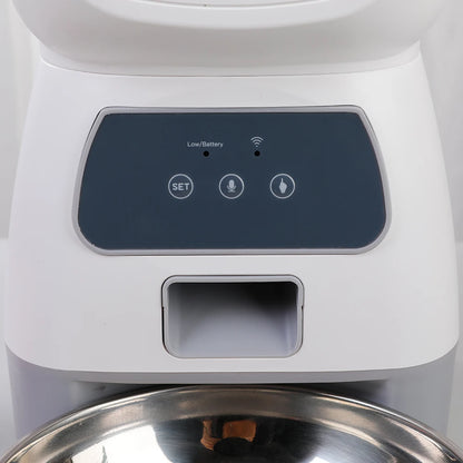 WhiskerFlow Smart 3.5L Automatic Cat Feeder with Slow Feed Design & App Control